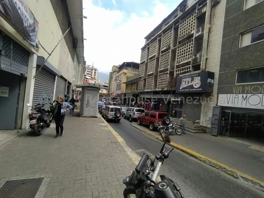 Local Comercial en Alquiler en Parroquia Catedral, Distrito Metropolitano - 14
