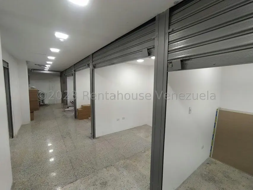 Local Comercial en Alquiler en Parroquia Catedral, Distrito Metropolitano - 3