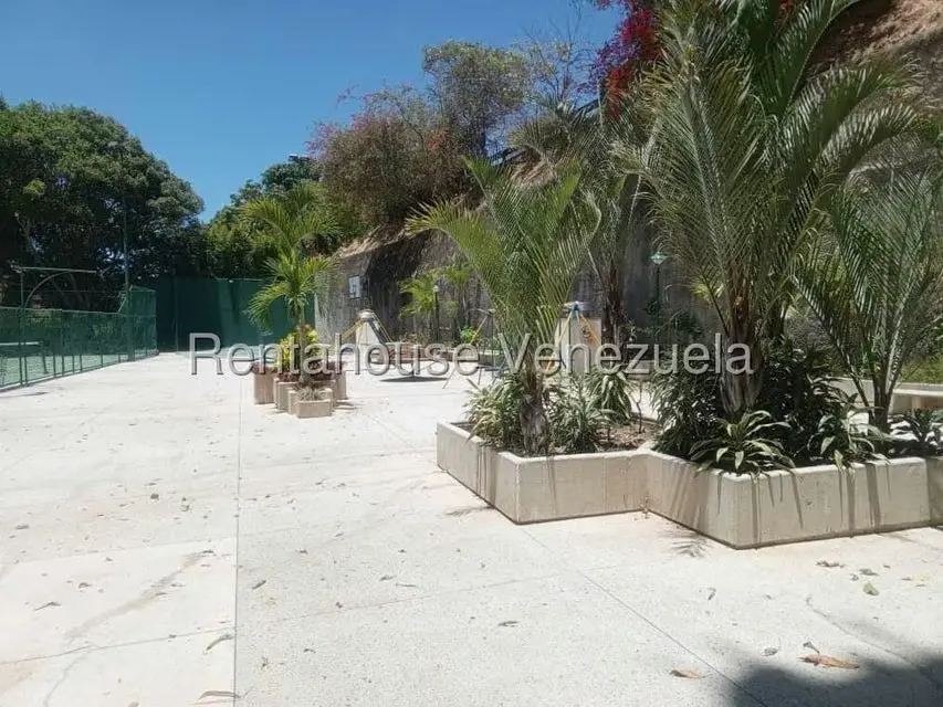 Apartamento (Duplex) en Venta en La Tahona, Distrito Metropolitano - 26