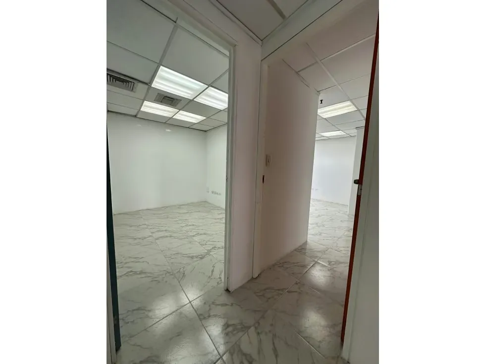 ALQUILER DE OFICINA EN LAS MERCEDES, MUN. BARUTA - 9