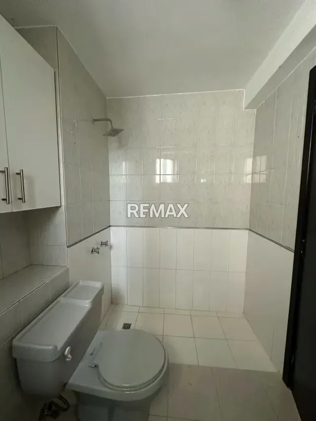 EN VENTA APARTAMENTO RES. ATAMAR URB. LAS CHIMENEAS - 20