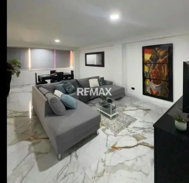 Apartamento Remodelado En Alquiler En Sabana Grande, Av Casanova. (Cerca Del Arabito) - 2