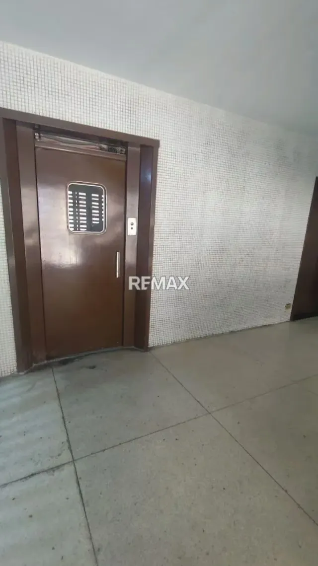SE VENDE APARTAMENTO EN LA AV. BARALT - 5