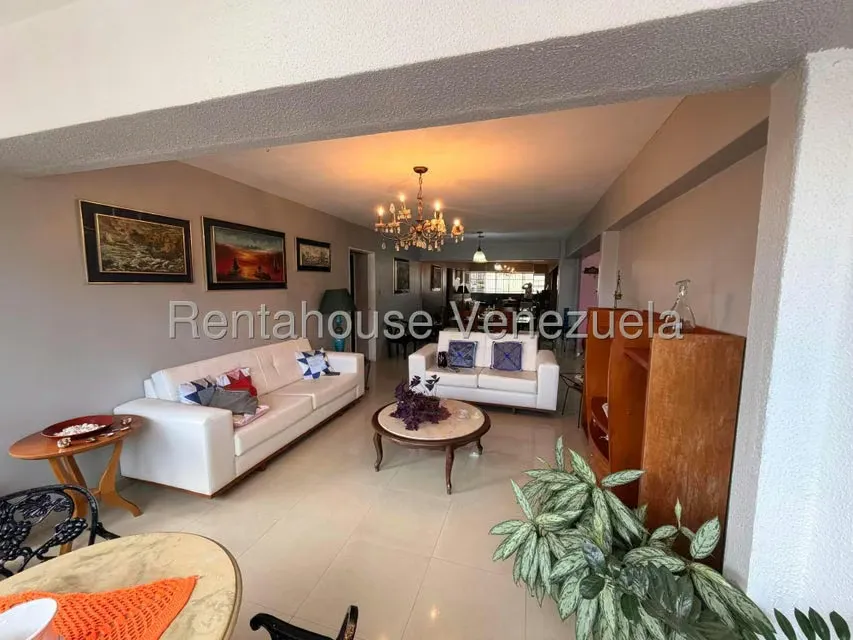 Apartamento (1 Nivel) en Venta en San Bernardino, Distrito Metropolitano - 13