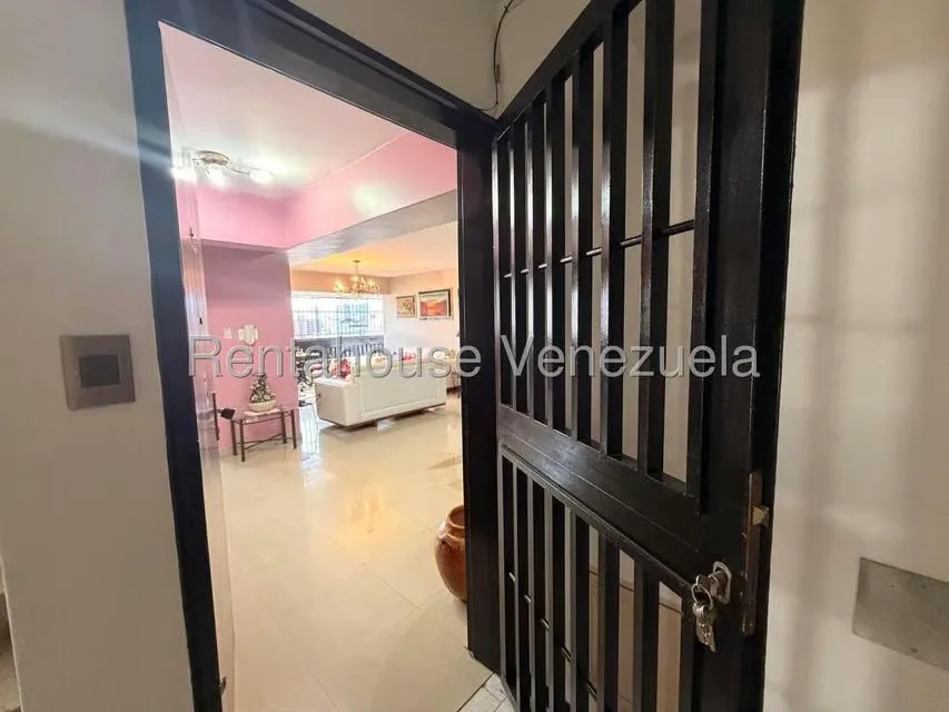 Apartamento (1 Nivel) en Venta en San Bernardino, Distrito Metropolitano - 6