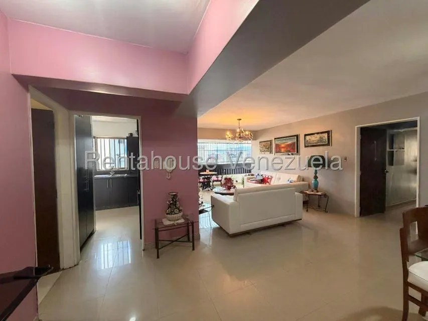 Apartamento (1 Nivel) en Venta en San Bernardino, Distrito Metropolitano - 9