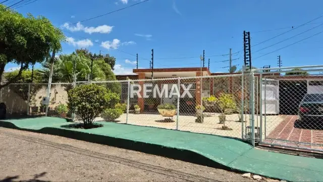 CASA URBANIZACION PARCOSA EN SABANETA, ZONA SUR - 19