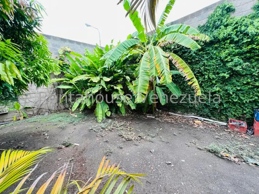 Local Comercial en Venta en Zona Este, Lara - 23