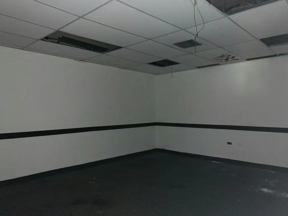 Se alquila oficina 1.000m2 Los Chaguaramos - 13