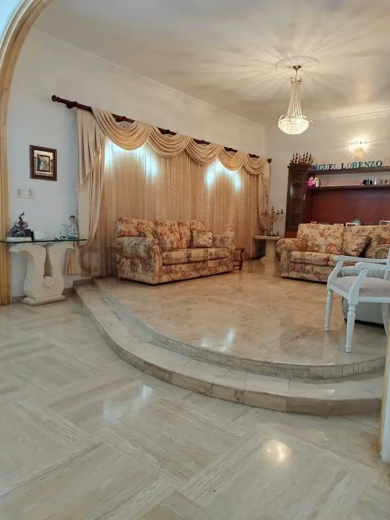 VENTA EXCLUSIVA CASA DE 3 NIVELES URB.CLUB DE CAMPO EN SAN ANTONIO DE LOS ALTOS - 3