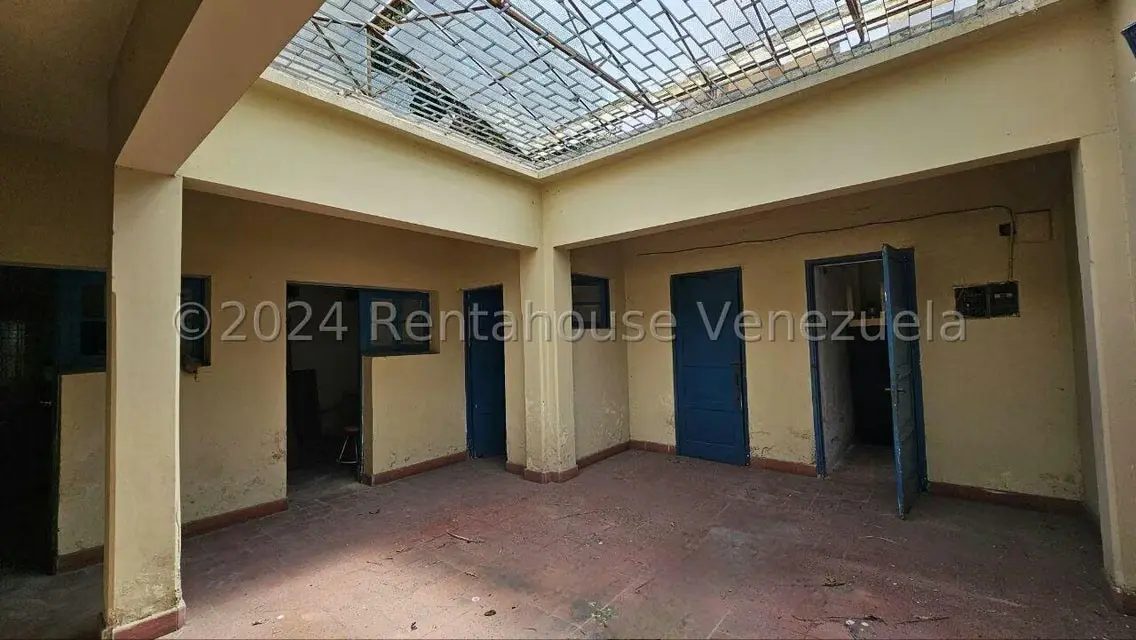 Casa (1 Nivel) en Venta en El Paraiso, Distrito Metropolitano - 39