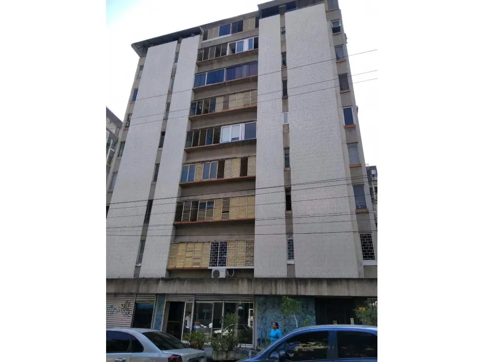 En Venta apartamento 72m2 2H/1B. Los Palos Grandes 🟢