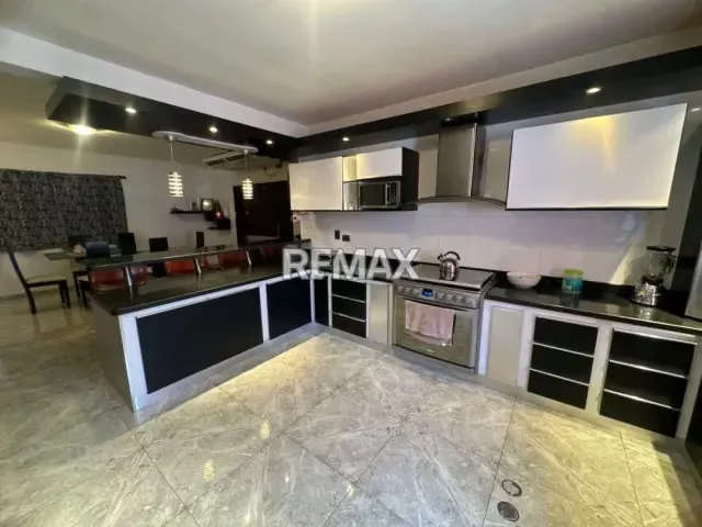 Hermosa Casa en Venta - 2