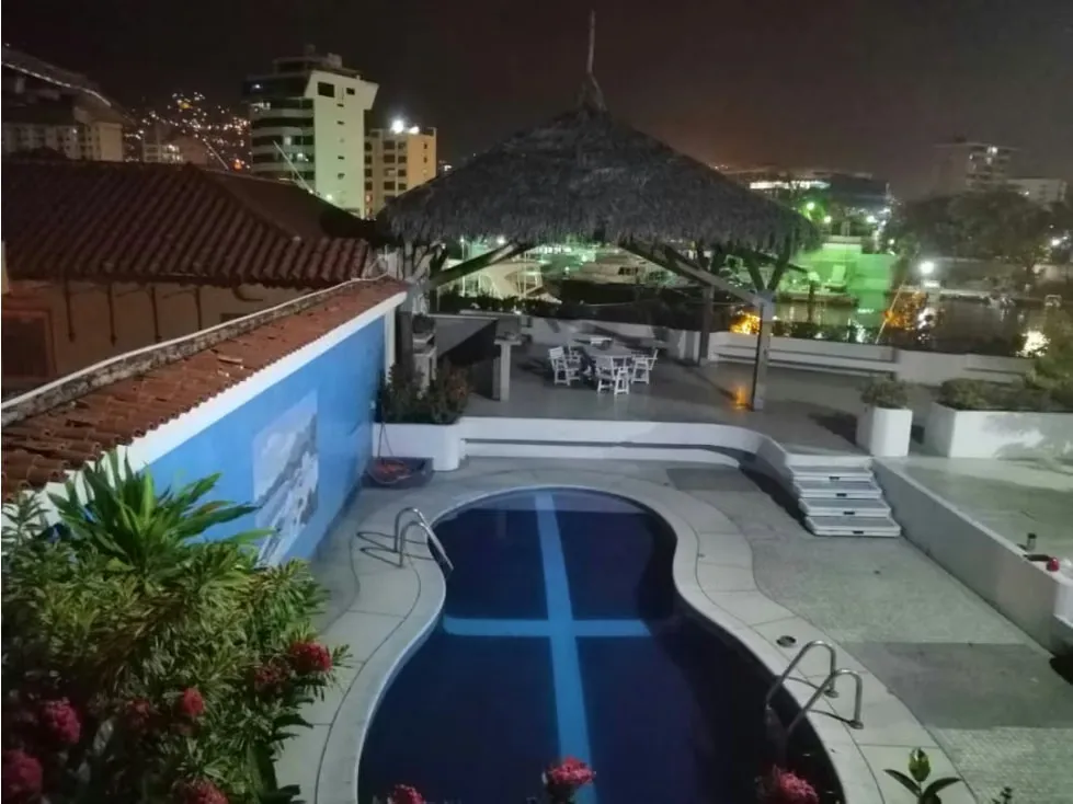 Vendo casa 300mts2 6h/6b/5p La Guaira 7181 - 18