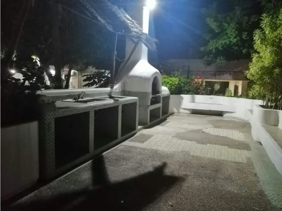 Vendo casa 300mts2 6h/6b/5p La Guaira 7181 - 28