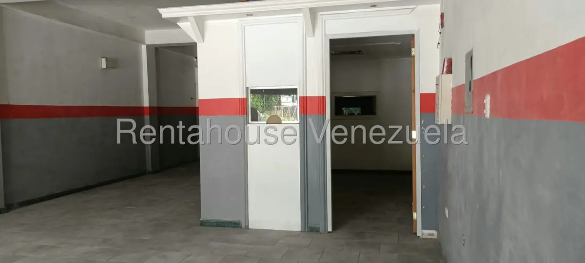 Comercial (Local Comercial) en Venta en Sector Sucua, Miranda - 29