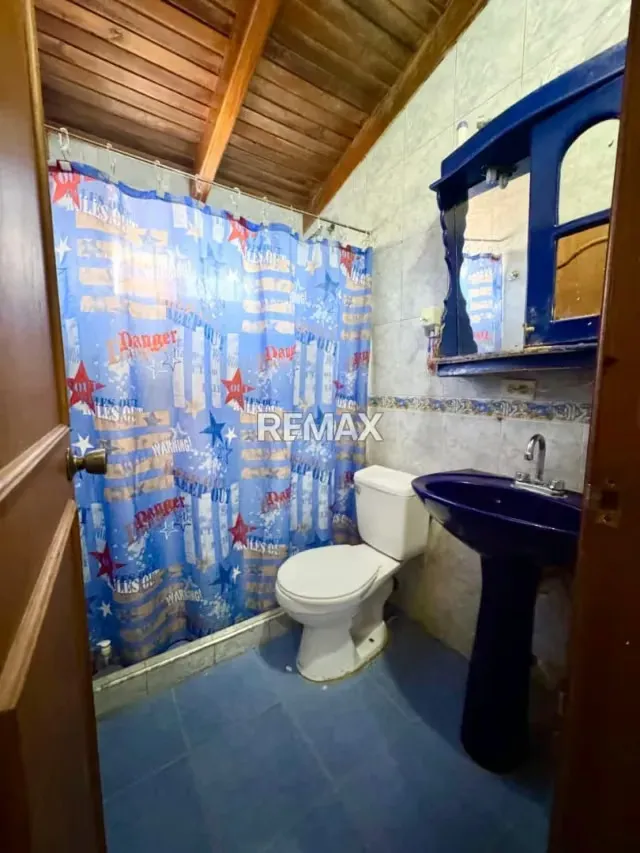 En VENTA CASA EN Av. LA ULA Villa Granadina - 16