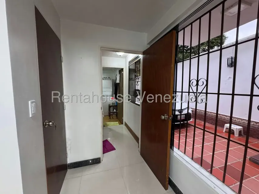 Casa (Duplex) en Venta en La Trinidad, Distrito Metropolitano - 13