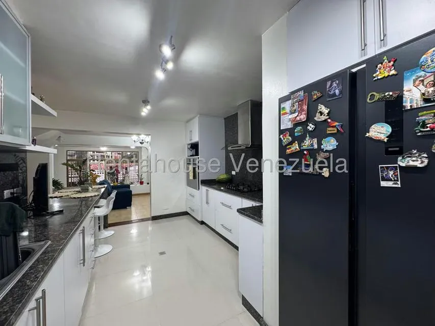 Casa (Duplex) en Venta en La Trinidad, Distrito Metropolitano - 18