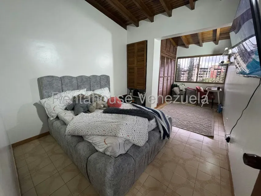 Casa (Duplex) en Venta en La Trinidad, Distrito Metropolitano - 34