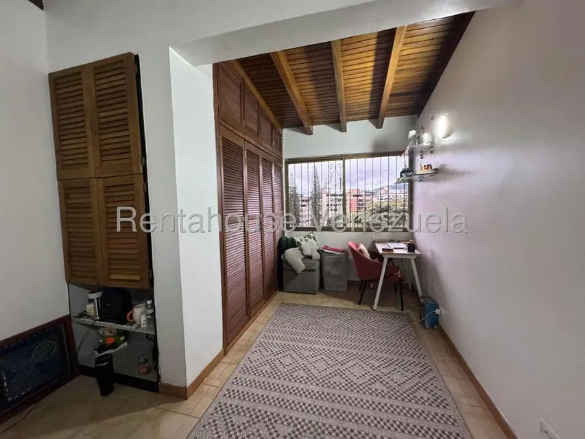 Casa (Duplex) en Venta en La Trinidad, Distrito Metropolitano - 36
