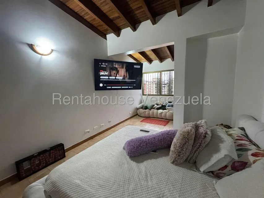 Casa (Duplex) en Venta en La Trinidad, Distrito Metropolitano - 41