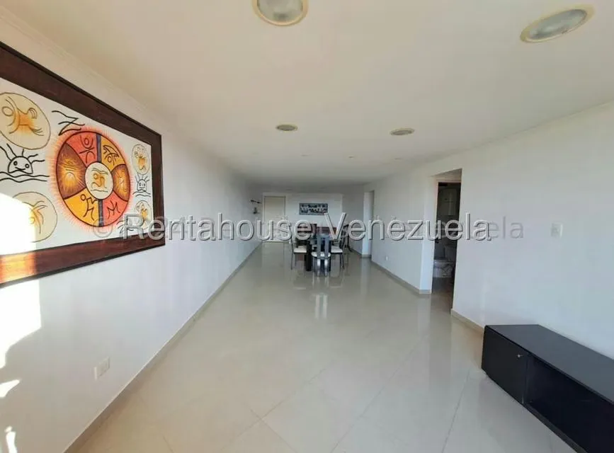 Apartamento (1 Nivel) en Alquiler en Colinas de La Tahona, Distrito Metropolitano - 2