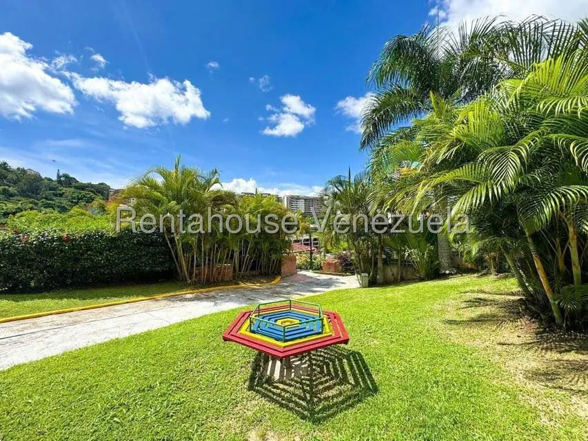 Apartamento (1 Nivel) en Alquiler en Colinas de La Tahona, Distrito Metropolitano - 21