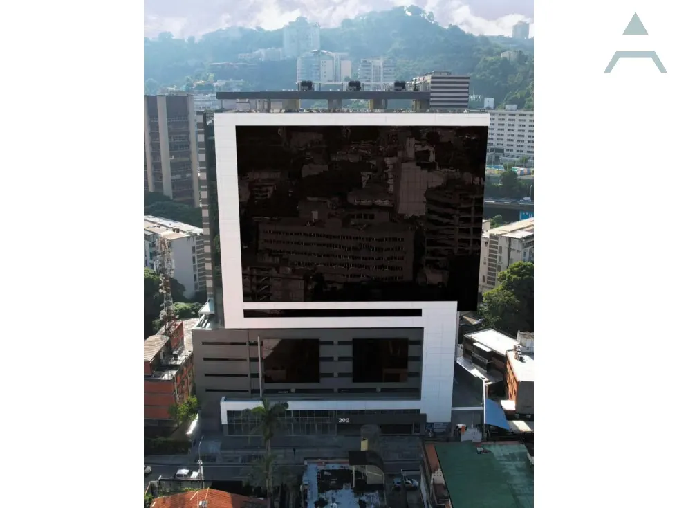 Se alquila Oficina 130m² Las Mercedes