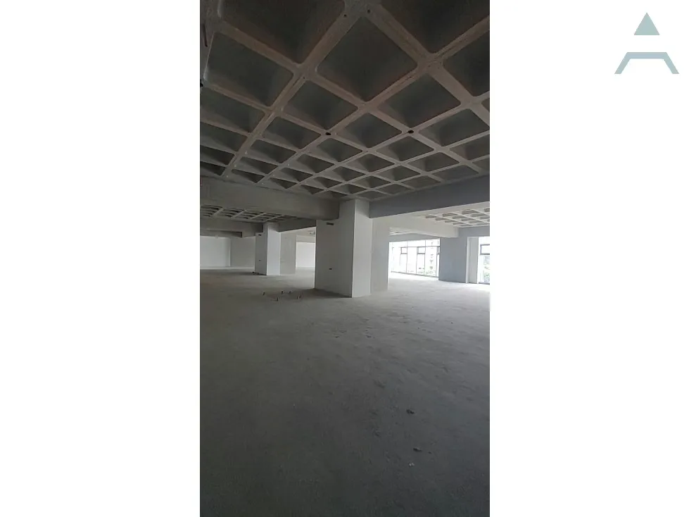 Se alquila Oficina 130m² Las Mercedes - 5