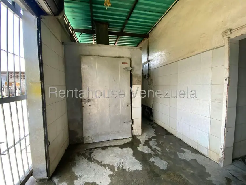 Local Comercial en Venta en La Raiza, Miranda - 20