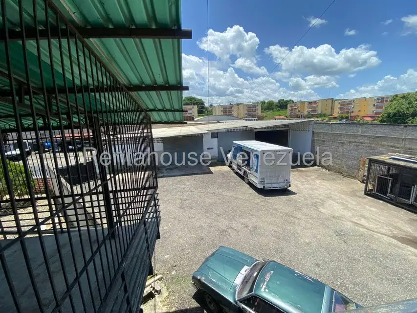 Local Comercial en Venta en La Raiza, Miranda - 56