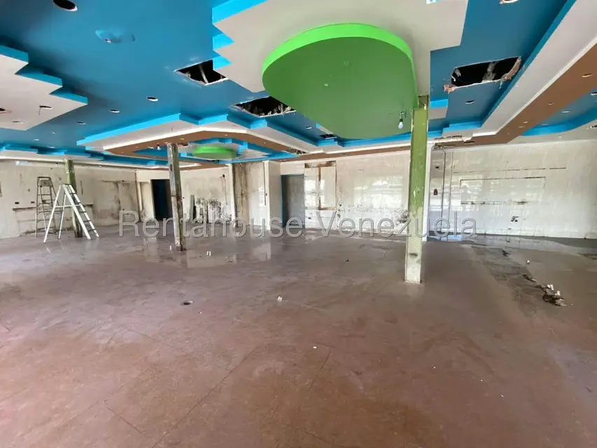 Local Comercial en Venta en La Raiza, Miranda - 69