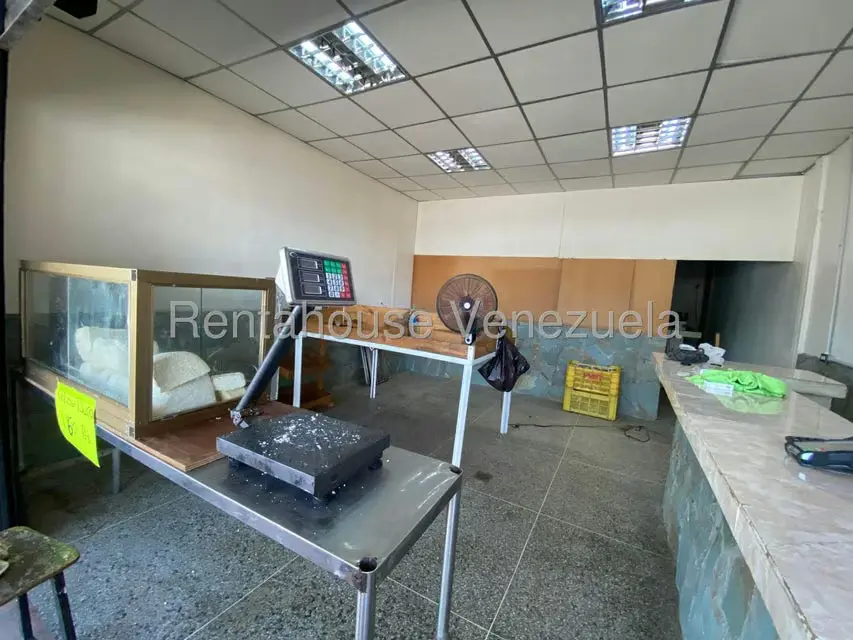 Local Comercial en Venta en La Raiza, Miranda - 73