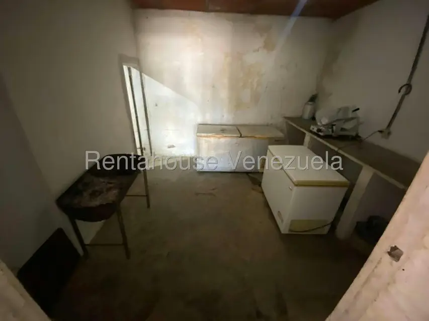 Local Comercial en Venta en La Raiza, Miranda - 82