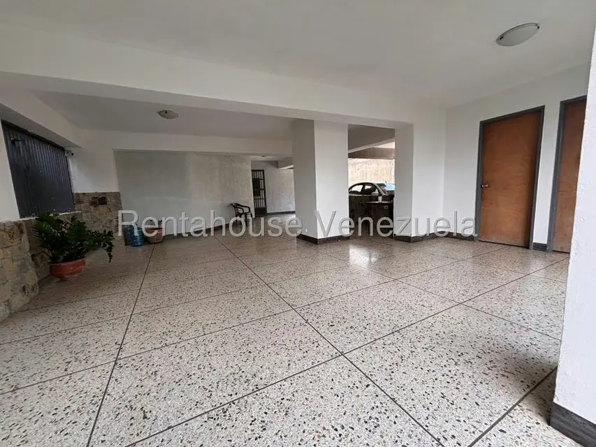 Apartamento (1 Nivel) en Venta en Nueva Segovia, Lara - 4