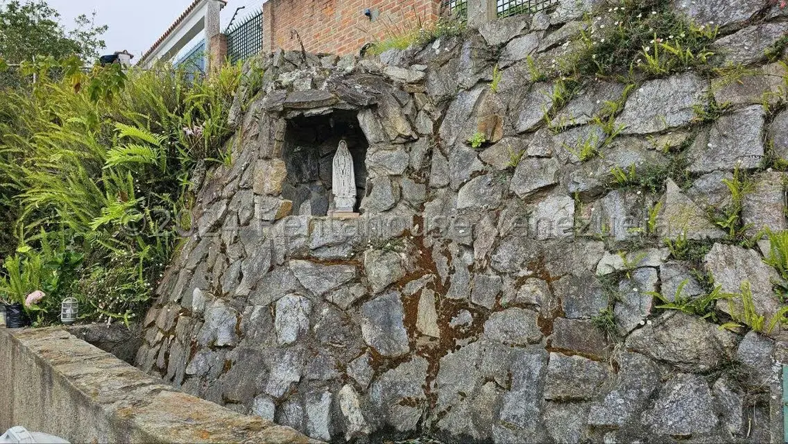 Casa (Multipes Niveles) en Venta en El Junquito, Distrito Metropolitano - 111