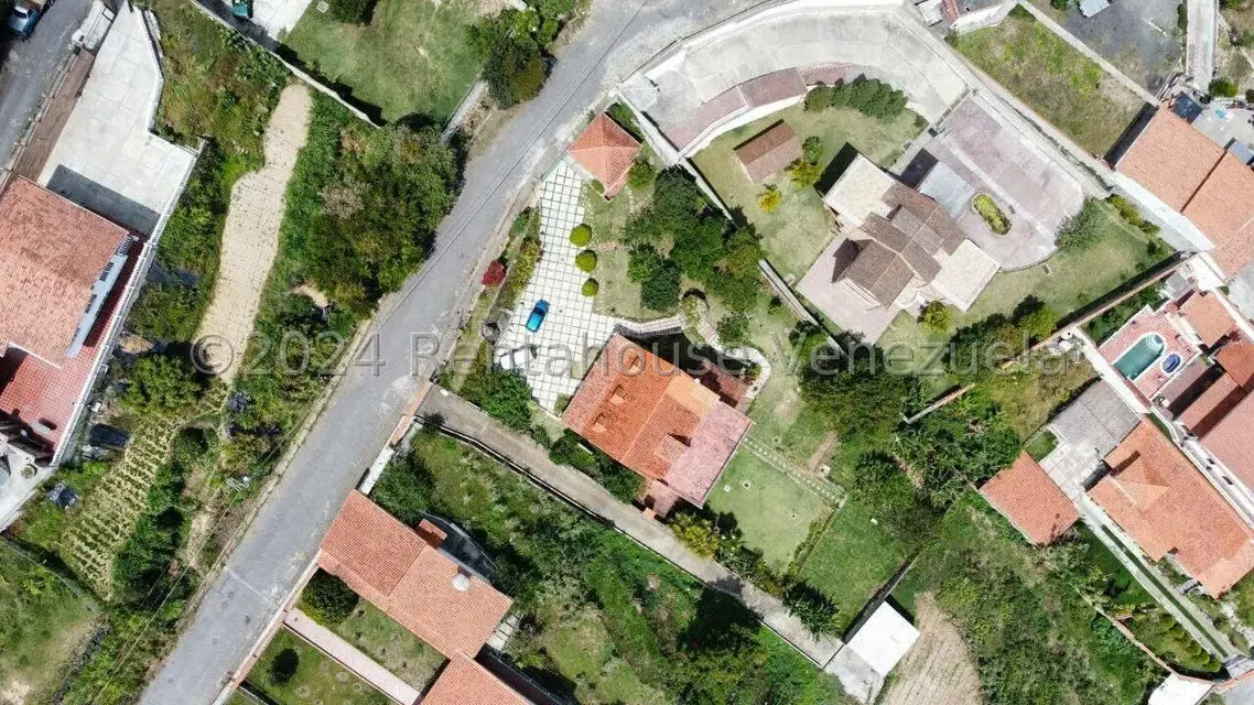 Casa (Multipes Niveles) en Venta en El Junquito, Distrito Metropolitano - 121