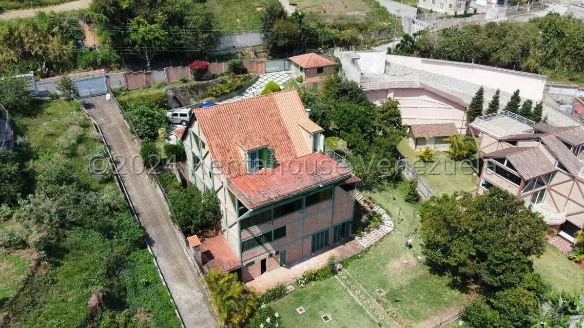 Casa (Multipes Niveles) en Venta en El Junquito, Distrito Metropolitano - 5
