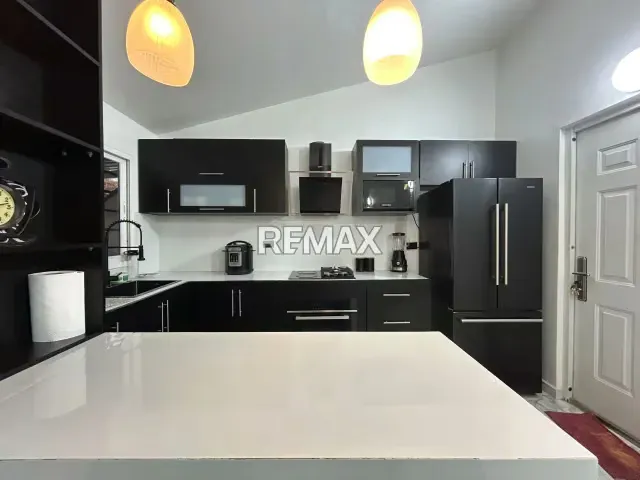 ¡ HERMOSA CASA EN VENTA!