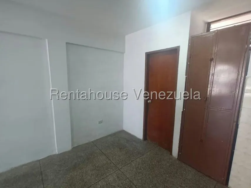 Local Comercial en Alquiler en Centro, Lara - 11