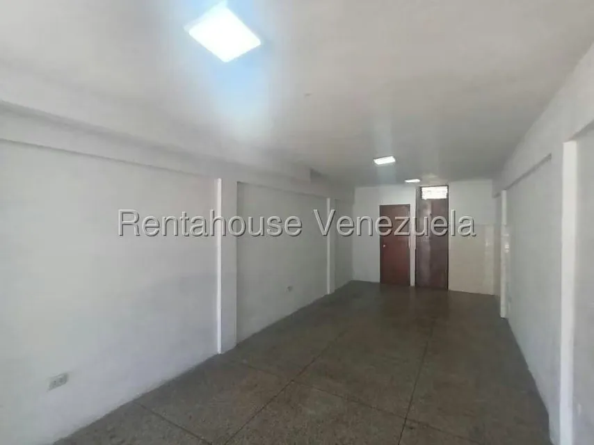 Local Comercial en Alquiler en Centro, Lara - 12