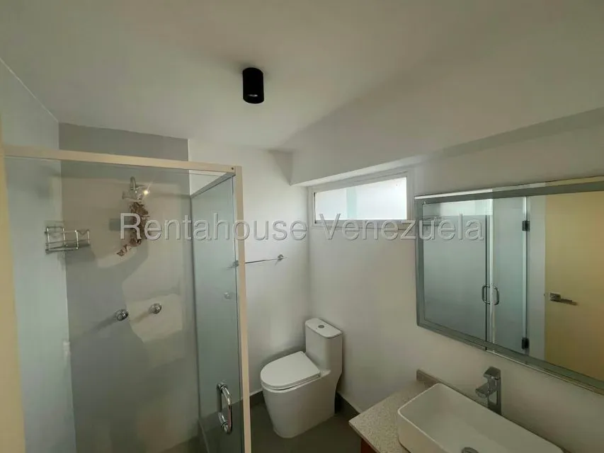 Apartamento (1 Nivel) en Venta en El Cigarral, Distrito Metropolitano - 16