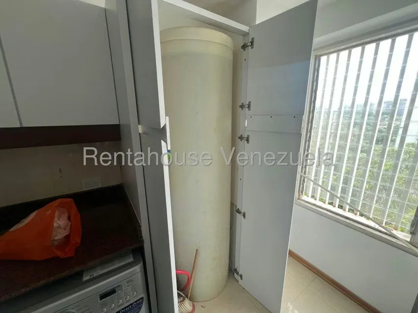 Apartamento (1 Nivel) en Venta en El Cigarral, Distrito Metropolitano - 27