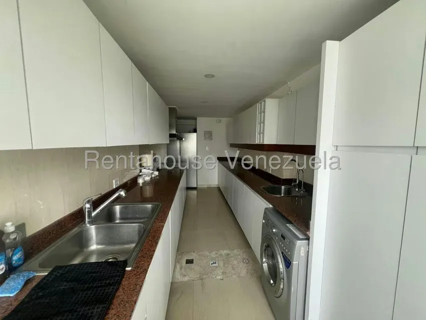 Apartamento (1 Nivel) en Venta en El Cigarral, Distrito Metropolitano - 8