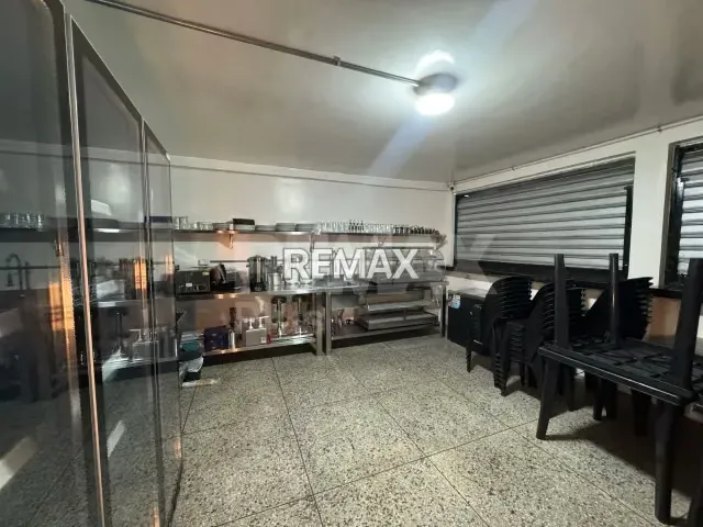 LOCAL COMERCIAL EN AVENIDA 15 DE SIERRA MAESTRA - 7