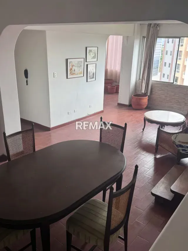 EN ALQUILER APARTAMENTO EN URB LOS CAOBOS - 5