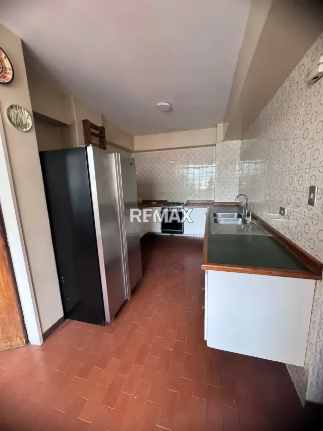 EN ALQUILER APARTAMENTO EN URB LOS CAOBOS - 8