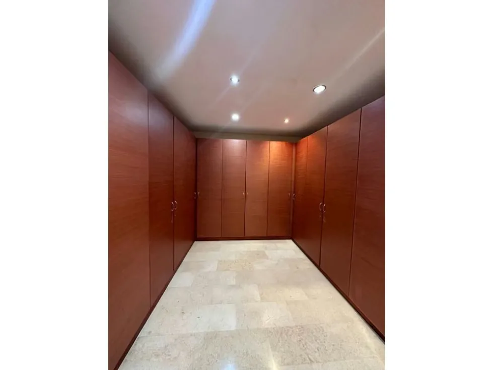 CASA EN VENTA 570 M2 - URB. MACARACUAY - 15