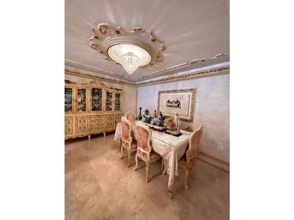 CASA EN VENTA 570 M2 - URB. MACARACUAY - 4